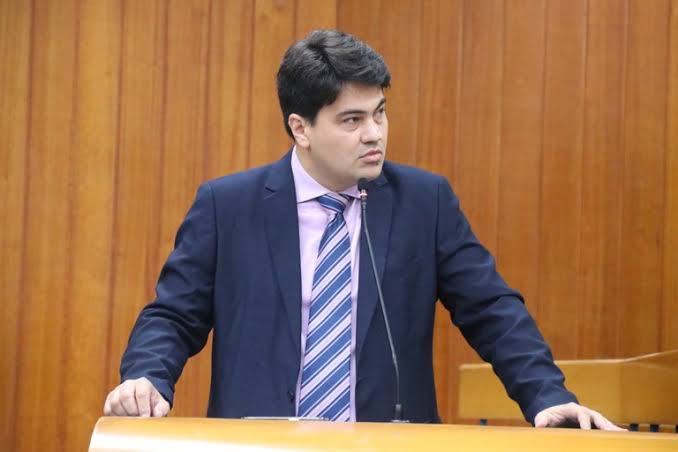 Igor Franco (MDB) não sabe se comportar